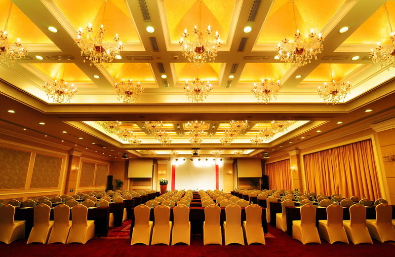 Grand Madison Shanghai Jinqiao Экстерьер фото