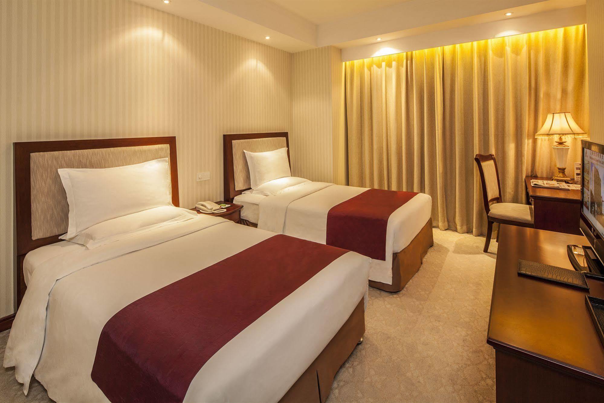 Grand Madison Shanghai Jinqiao Экстерьер фото