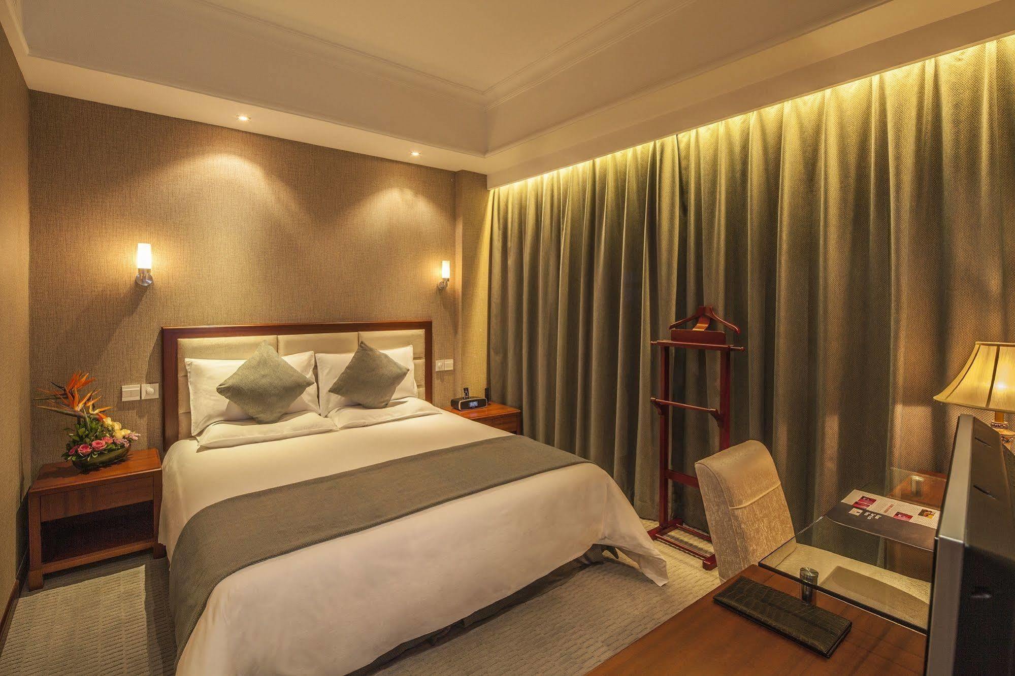 Grand Madison Shanghai Jinqiao Экстерьер фото