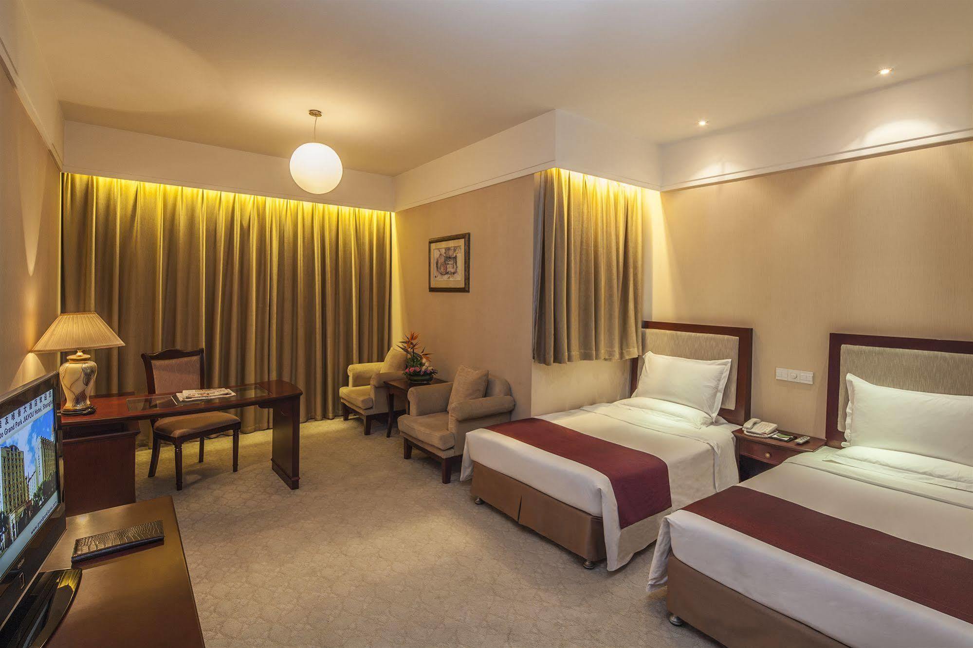 Grand Madison Shanghai Jinqiao Экстерьер фото