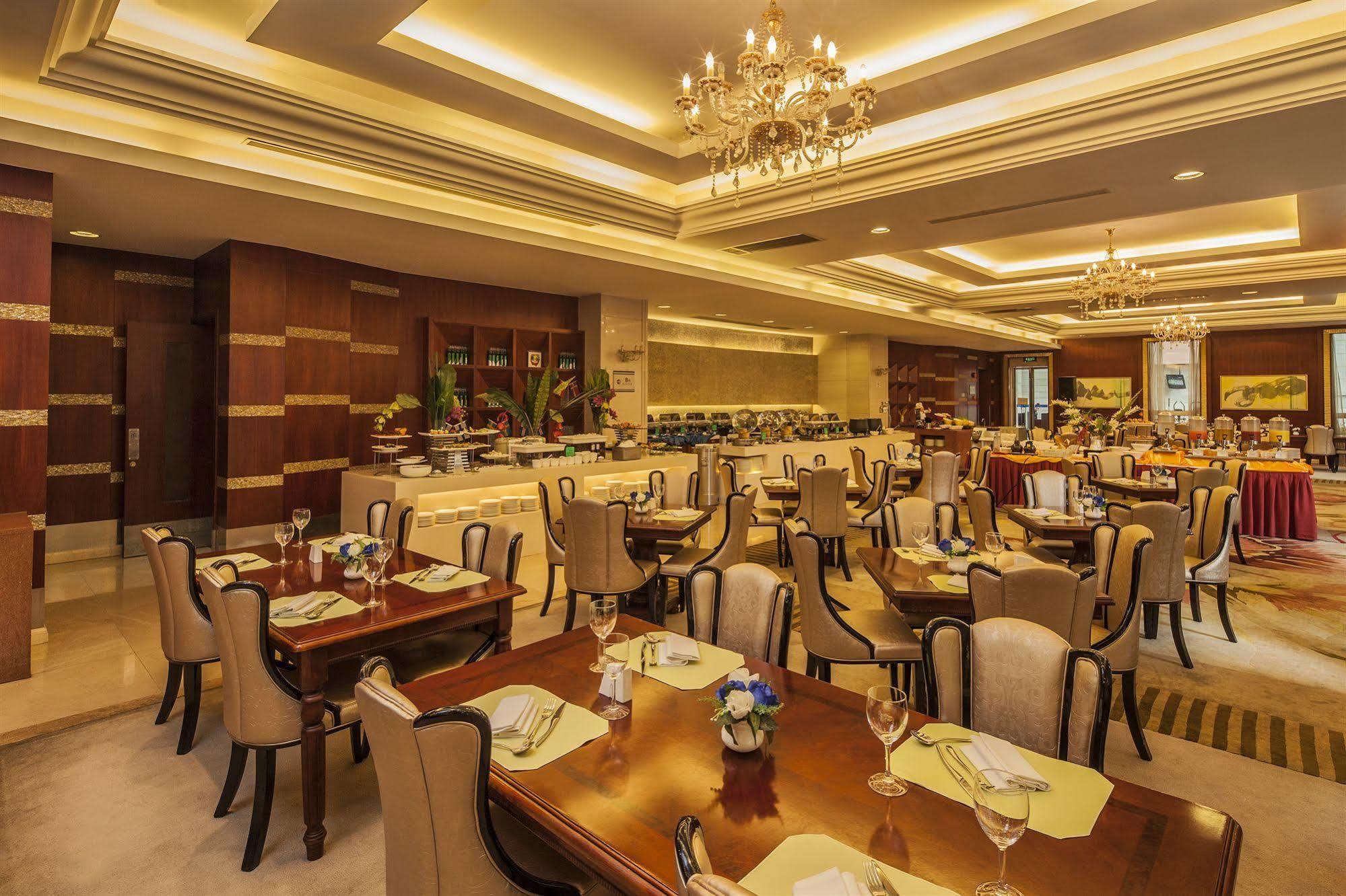 Grand Madison Shanghai Jinqiao Экстерьер фото