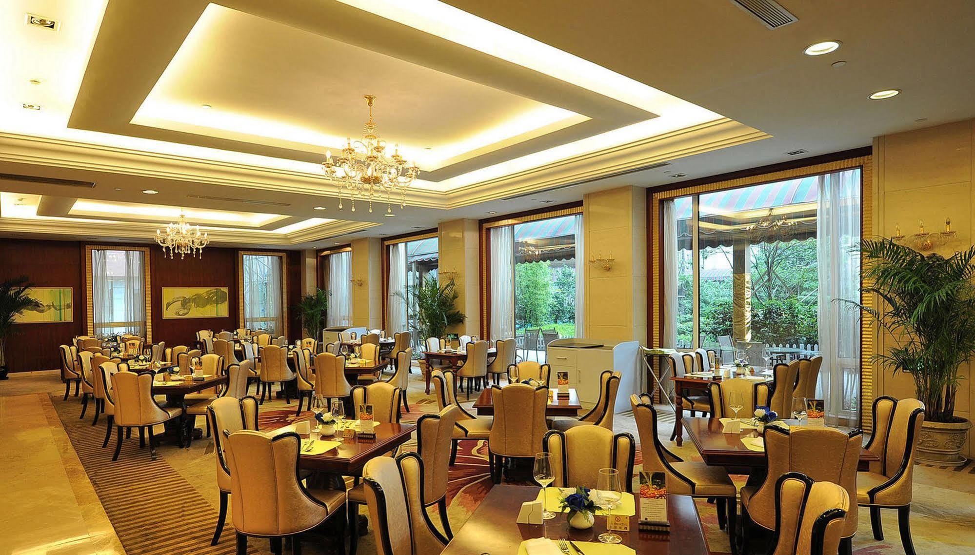 Grand Madison Shanghai Jinqiao Экстерьер фото
